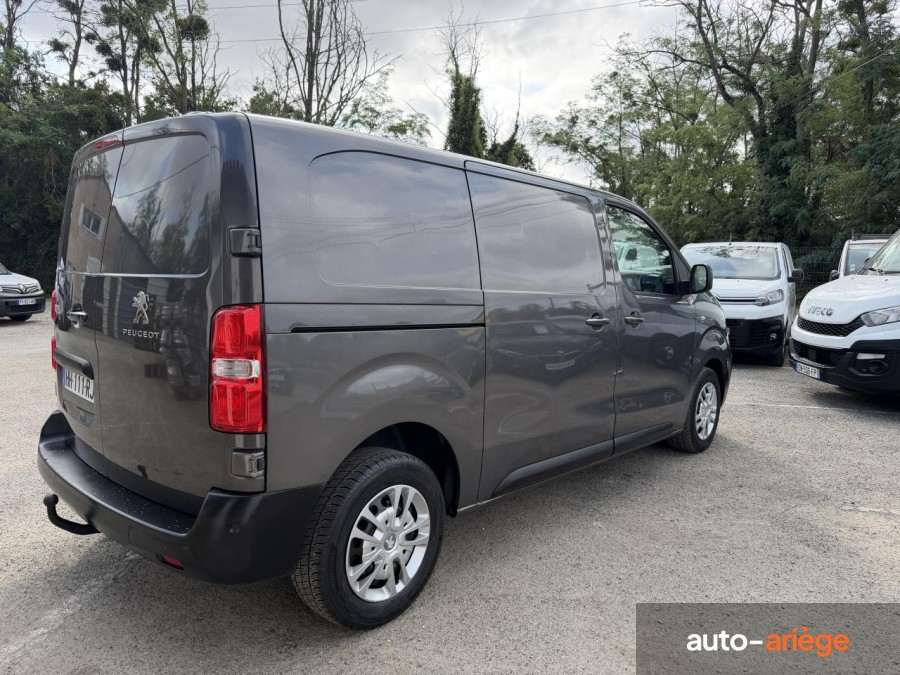 PEUGEOT EXPERT Standard 2.0 BlueHDi 120 CH S&S Fourgon Premium Pack