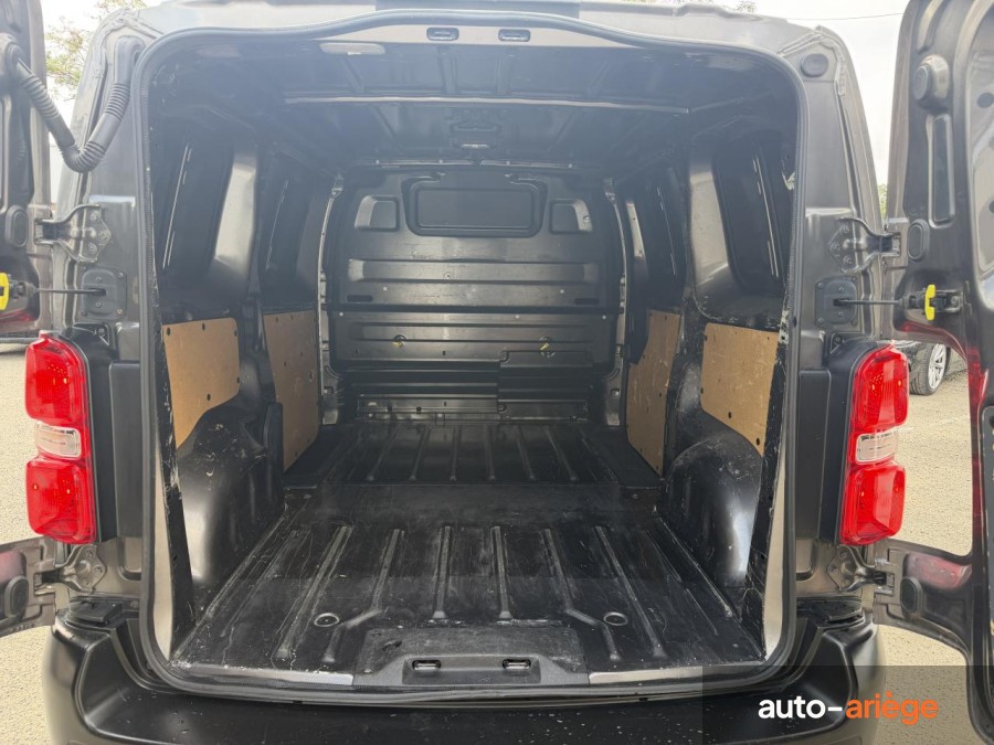 PEUGEOT EXPERT Standard 2.0 BlueHDi 120 CH S&S Fourgon Premium Pack