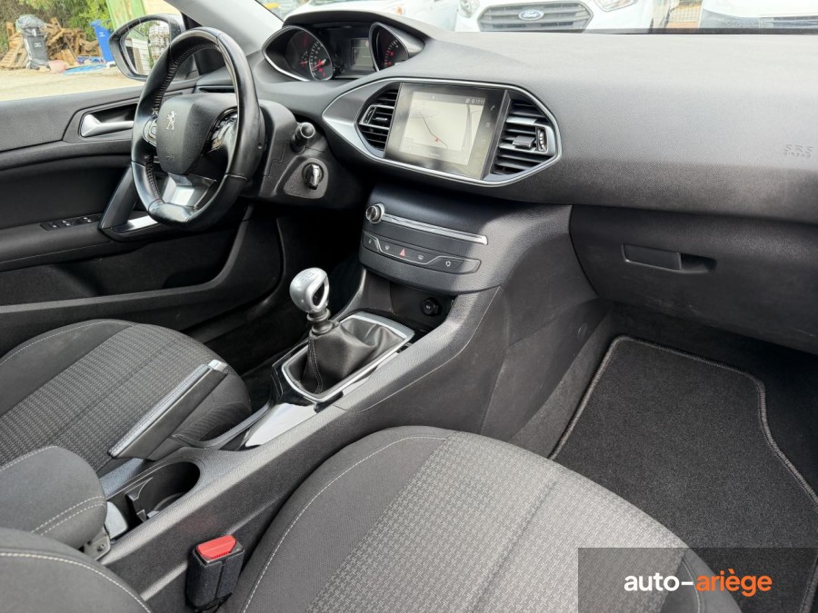 PEUGEOT 308  1.5 BlueHDi S&S - 130 CH Active Business