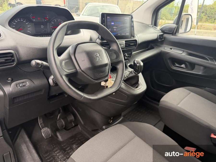 PEUGEOT PARTNER Standard 650KG 1.5 BlueHDi S&S 100CH Fourgon Premium Standard 