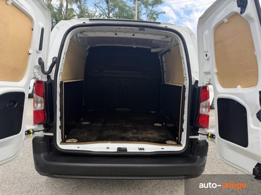 PEUGEOT PARTNER Standard 650KG 1.5 BlueHDi S&S 100CH Fourgon Premium Standard 