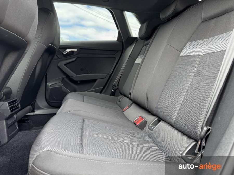 AUDI A3  Sportback 1.5 35 TFSI 150 CH BV S-Tronic 7 SPORTBACK S line